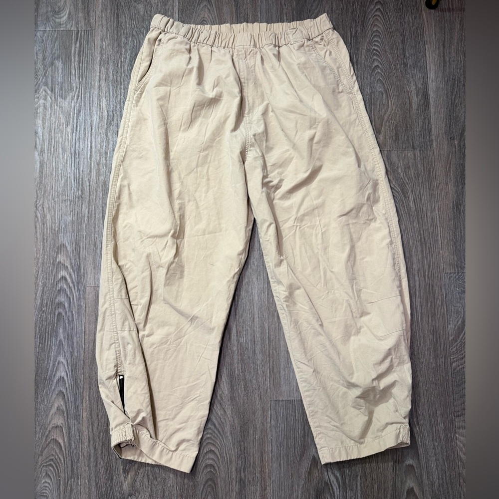 Vintage Tommy Hilfiger Men's Beige Elastic-Waist Joggers